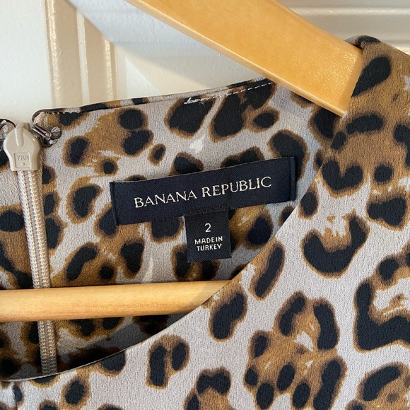 Banana Republic Leopard Print Flutter Sleeve Dress - Picture 2 of 6